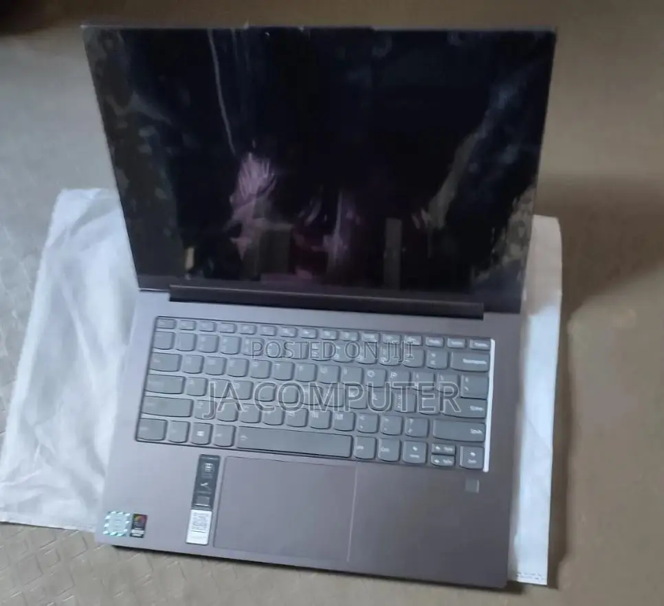 New Laptop Lenovo Yoga C930 16GB Intel Core I7 SSD 512GB