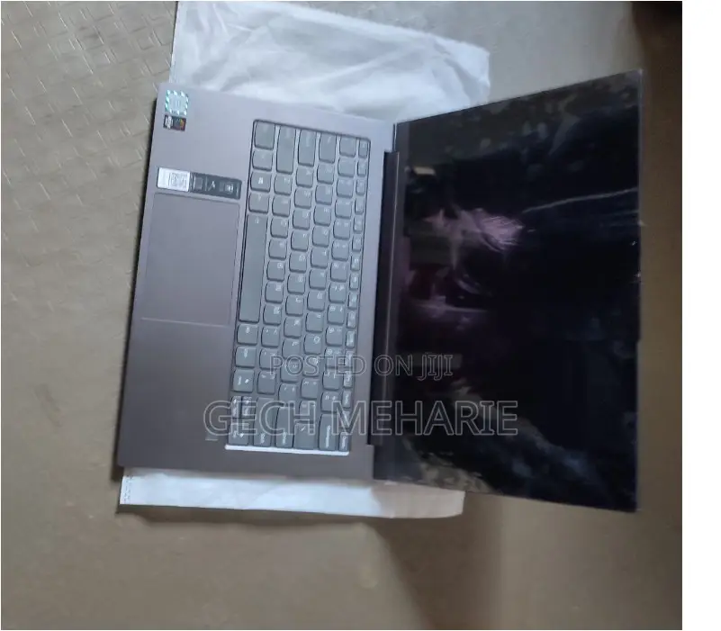 New Laptop Lenovo Yoga 950i 16GB Intel Core I7 SSD 512GB