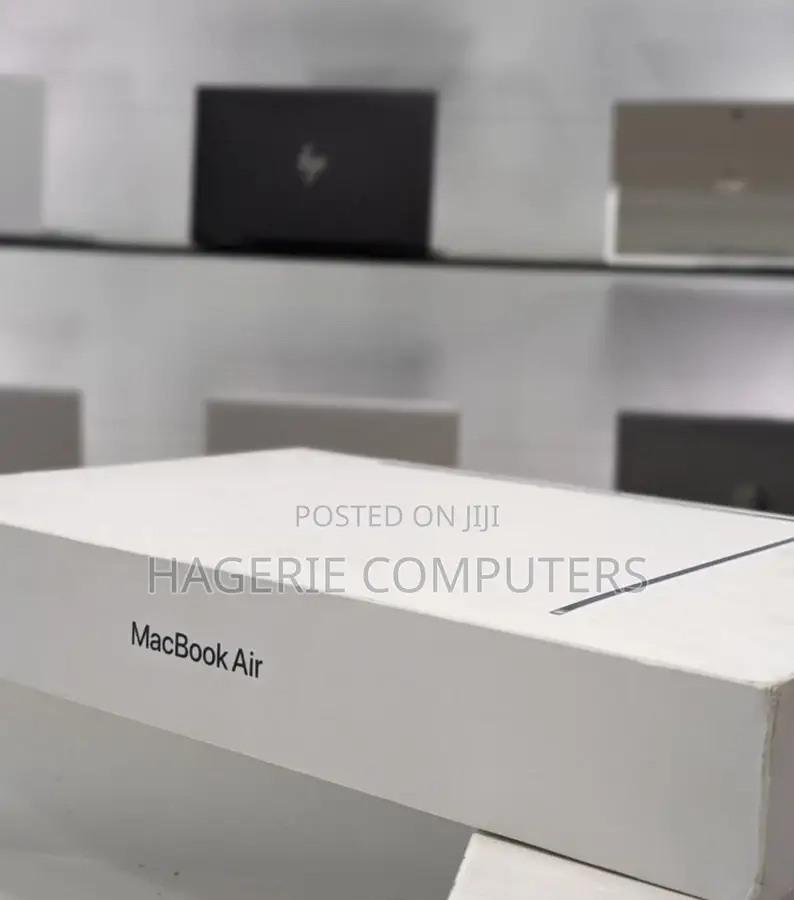 New Laptop Apple MacBook Air 2022 M2 8GB Apple M2 SSD 256GB