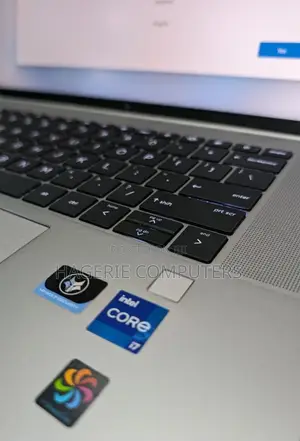 New Laptop HP ZBook Firefly 16inch G9 16GB Intel Core I7 SSD 1T