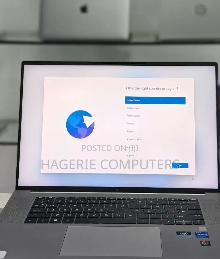 New Laptop HP ZBook Firefly 16inch G9 16GB Intel Core I7 SSD 1T