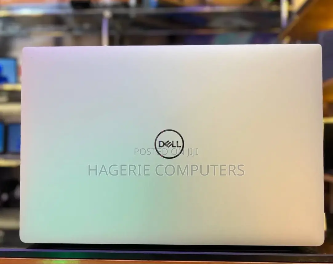 New Laptop Dell Precision 15 3520 8GB Intel Core i7 SSD 512GB