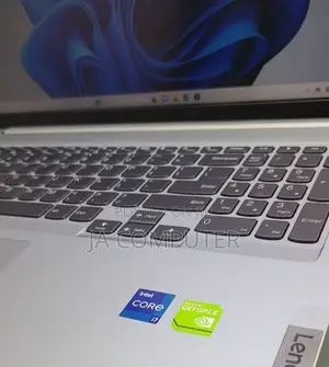 New Laptop Lenovo Ideapad 3 16GB Intel Core I7 SSD 512GB