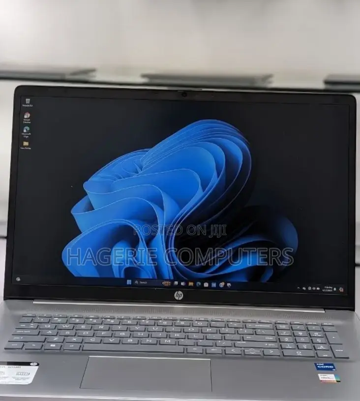 New Laptop HP 17-3000 16GB Intel Core I5 SSD 512GB