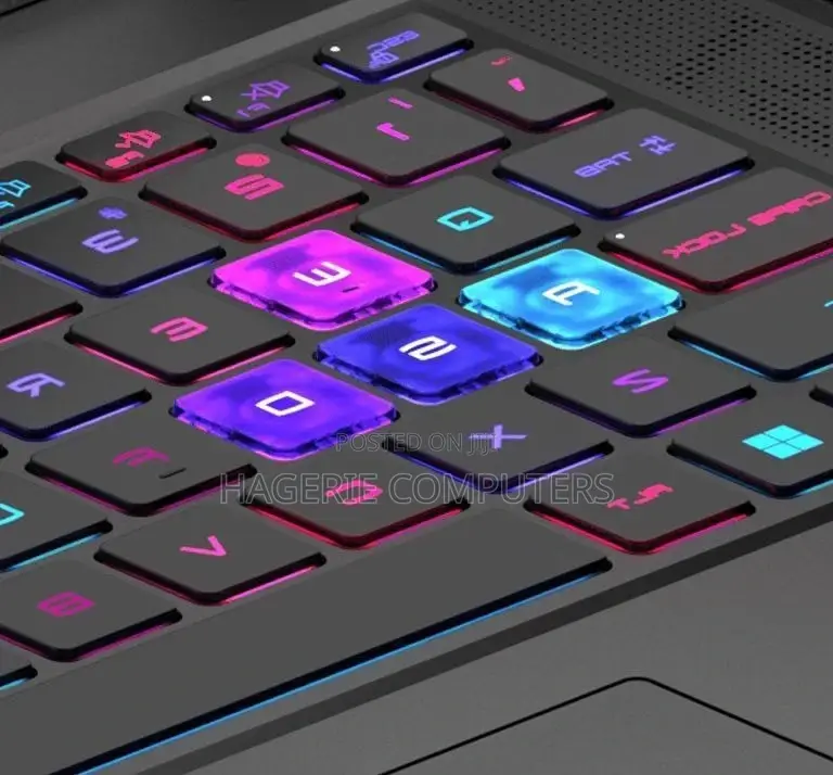 New Laptop MSI Raider GE76 12UGS 32GB Intel Core I9 SSD 2T