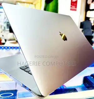 New Laptop Apple MacBook Pro 2019 16GB Intel Core i7 SSD 1T