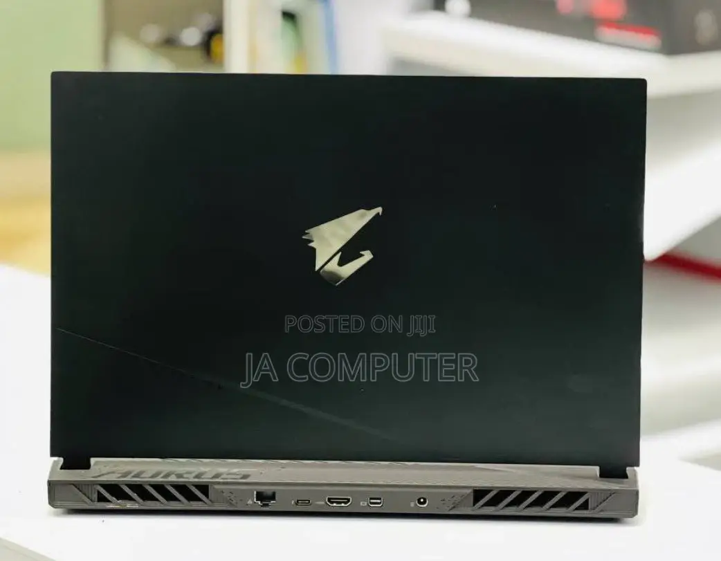 New Laptop Gigabyte AORUS 15G 16GB Intel Core I5 SSD 512GB