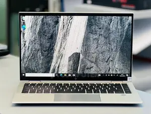 New Laptop HP EliteBook X GB Intel Core I7 SSD 512GB