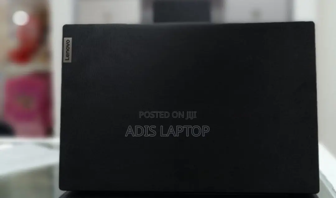New Laptop Lenovo V15 8GB Intel Core I3 SSD 256GB