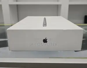 New Laptop Apple MacBook Air 2020 M1 8GB Apple M1 SSD 512GB