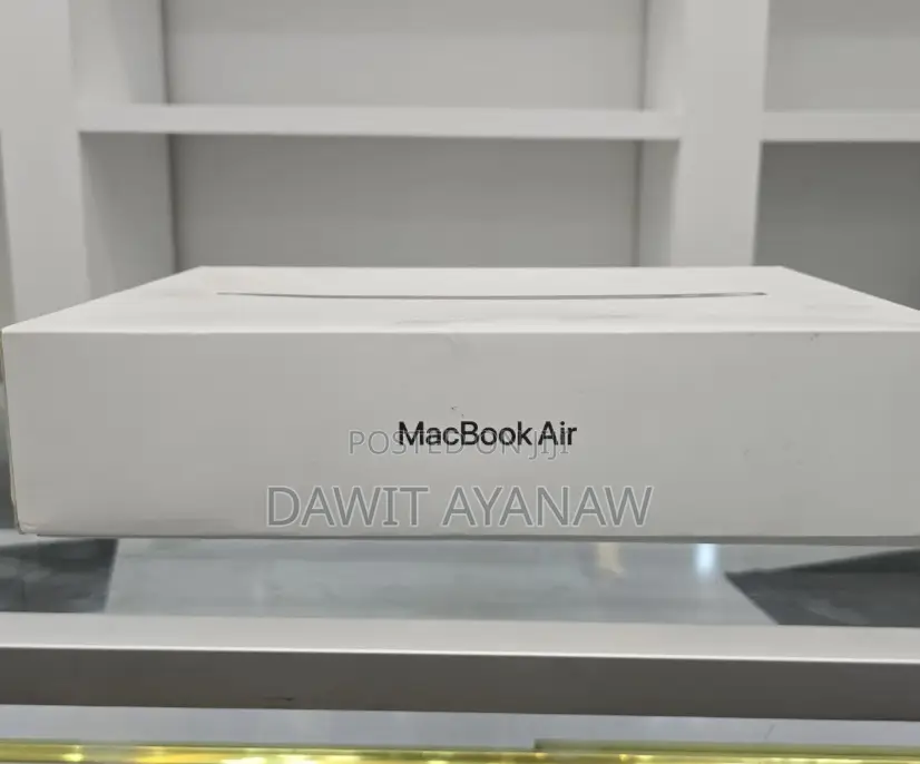 New Laptop Apple MacBook Air 2020 M1 8GB Apple M1 SSD 256GB