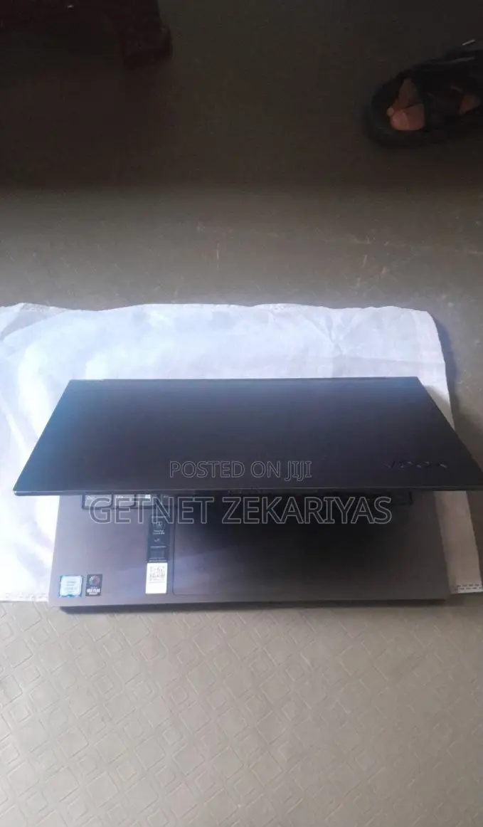 New Laptop Lenovo Yoga C930 16GB Intel Core I7 SSD 512GB