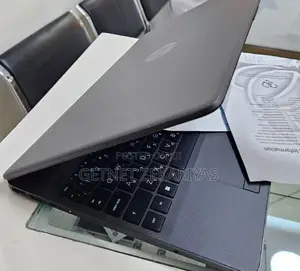 New Laptop HP Stream Notebook 8GB AMD Ryzen 5 SSD 256GB