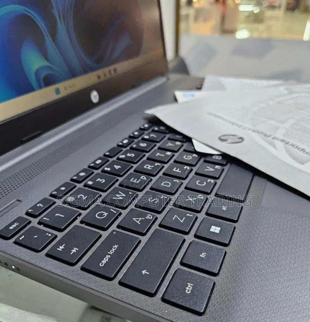 New Laptop HP Stream Notebook 8GB AMD Ryzen 5 SSD 256GB