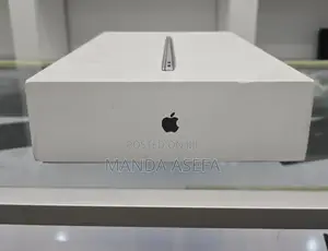 New Laptop Apple MacBook Air 8GB Apple M1 SSD 512GB