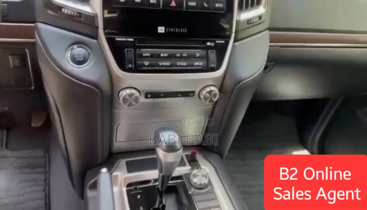 Toyota Land Cruiser 2018 Burgundy