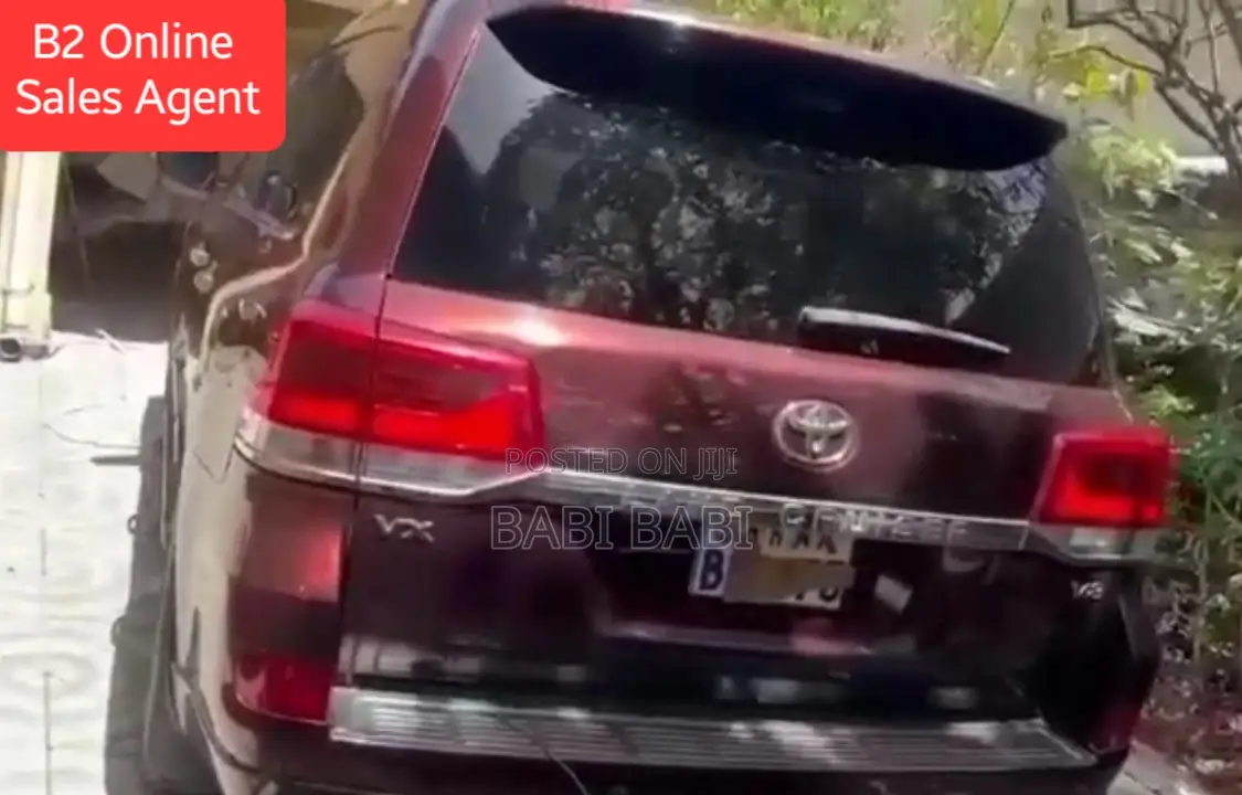 Toyota Land Cruiser 2018 Burgundy