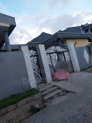 Furnished 3bdrm Villa in Kotobe, Yeka for sale