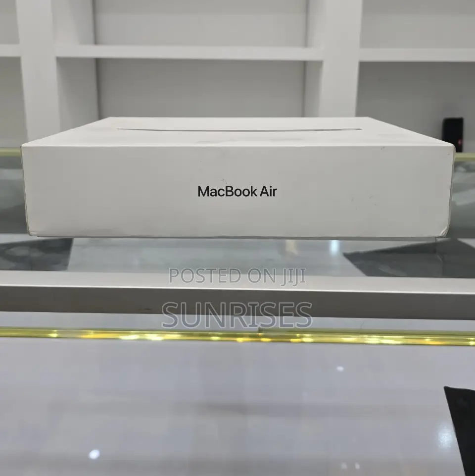 New Laptop Apple MacBook Air 2020 M1 8GB Apple M1 SSD 512GB