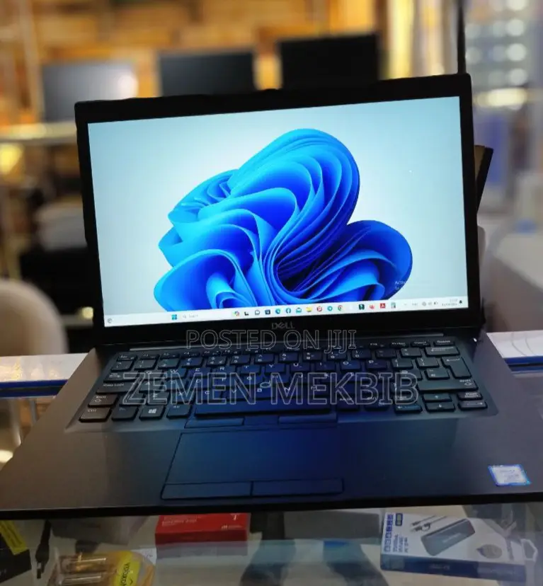 New Laptop Dell Latitude 7490 8GB Intel Core I5 SSD 512GB