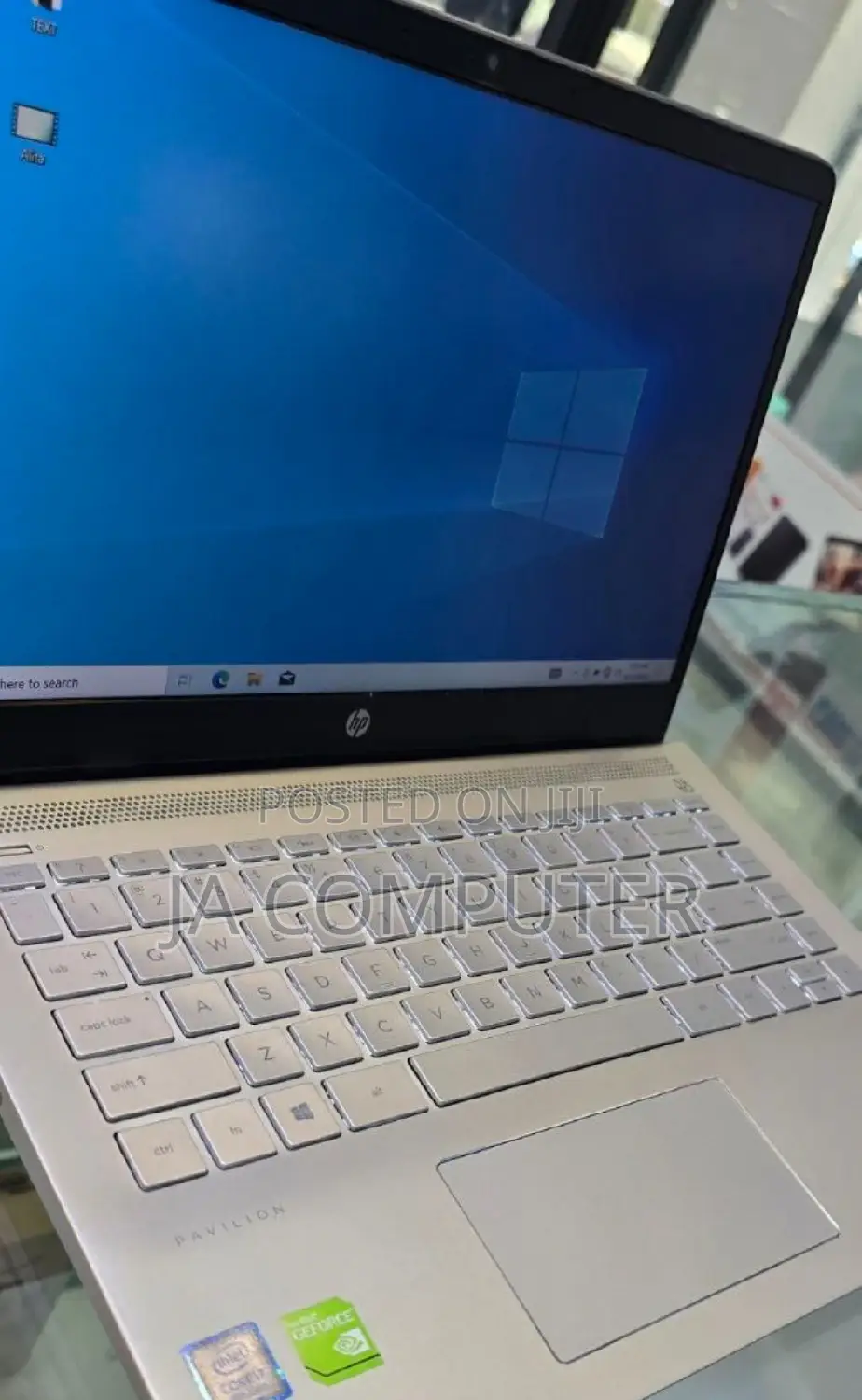 New Laptop HP Pavilion 15 8GB Intel Core I7 HDD+SSD 640GB