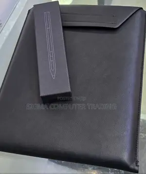 New Laptop HP Spectra 13 16GB Intel Core I7 SSD 1T