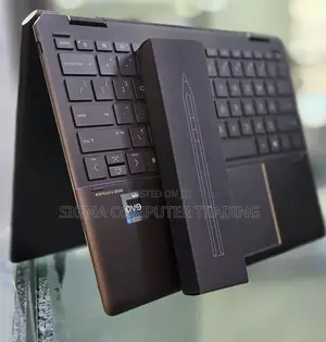 New Laptop HP Spectra 13 16GB Intel Core I7 SSD 1T