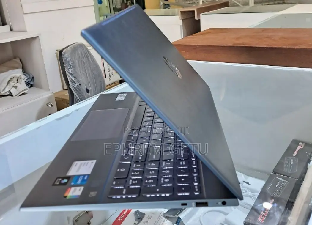 New Laptop HP Pavilion 15 16GB Intel Core I5 SSD 1T