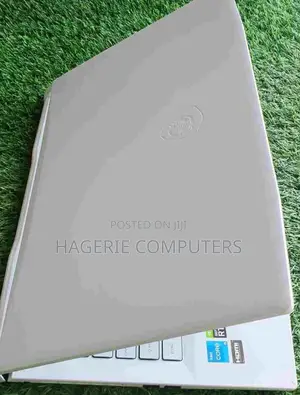 New Laptop MSI 8GB Intel Core I5 SSD 512GB