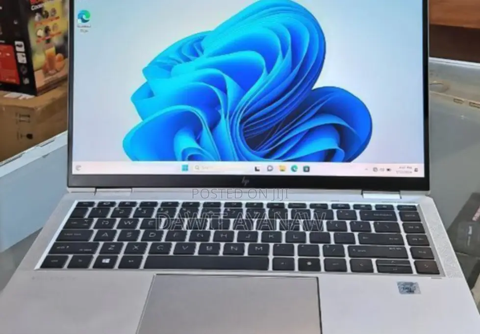 New Laptop HP 16GB Intel Core I7 SSD 512GB