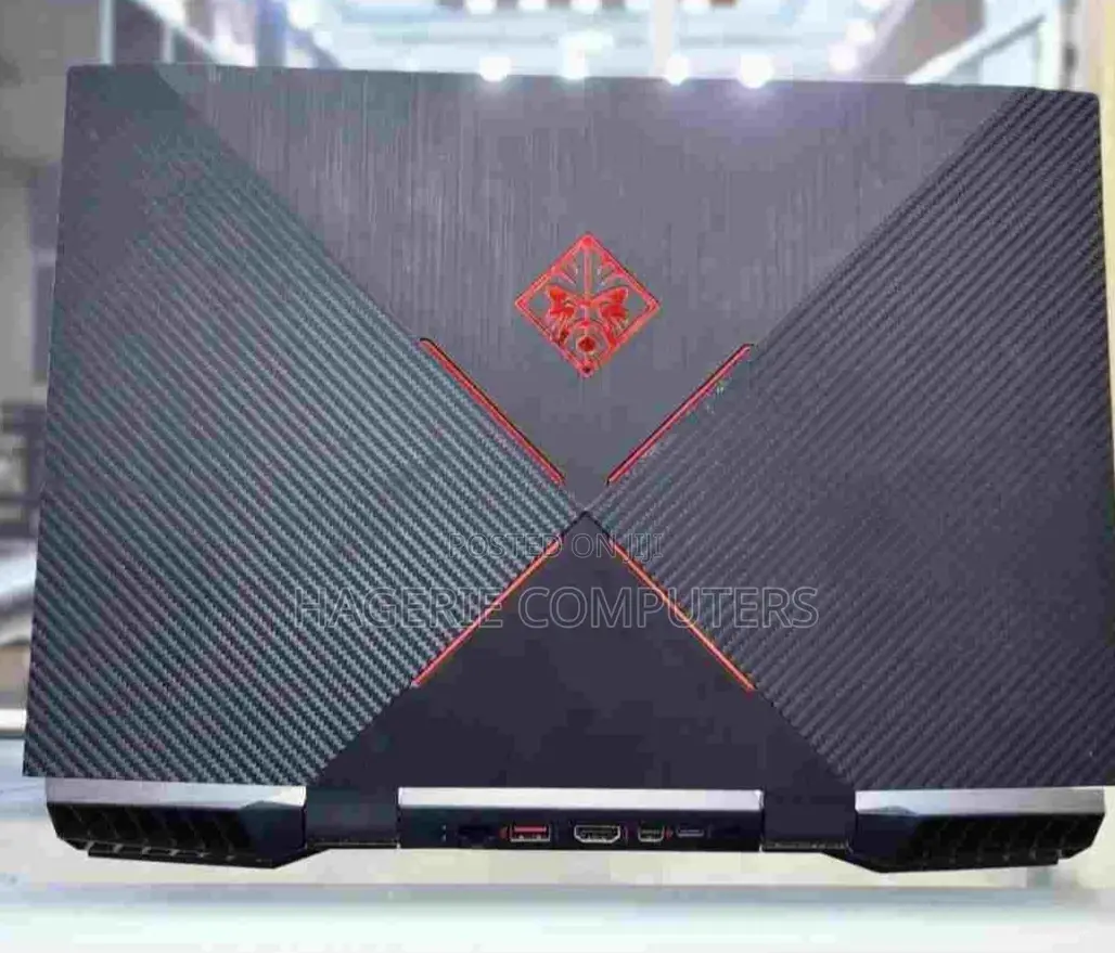 Laptop HP Omen 17-an188nr 16GB Intel Core i7 SSD 512GB