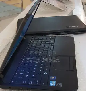 New Laptop Toshiba 4GB Intel Core I3 HDD 1T