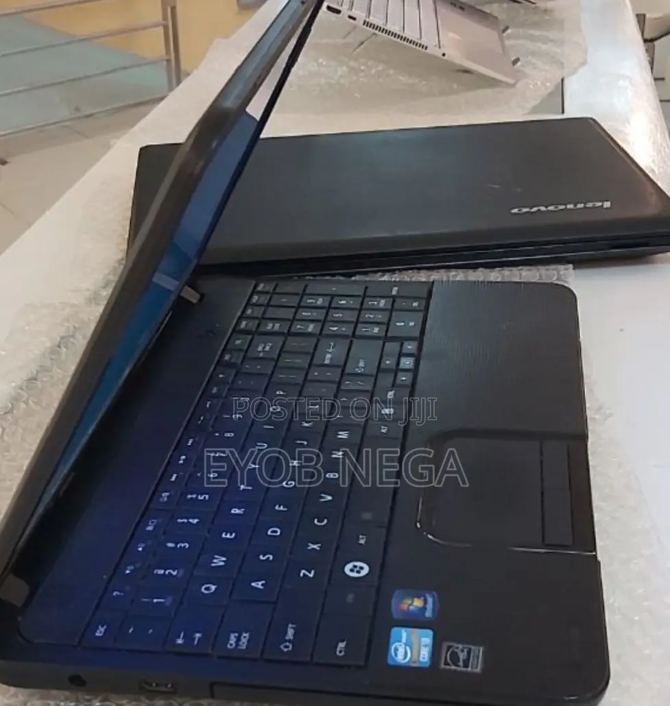 New Laptop Toshiba 4GB Intel Core I3 HDD 1T