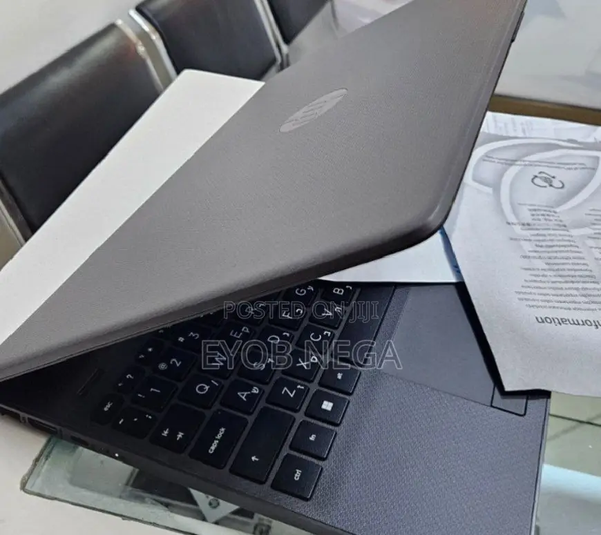 New Laptop HP Stream Notebook 8GB AMD Ryzen 5 SSD 256GB