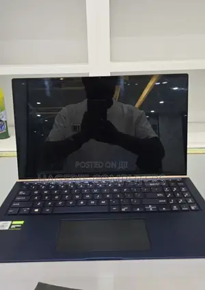 New Laptop Asus VivoBook E12 E203NAH 16GB Intel Core I7 SSD 512GB