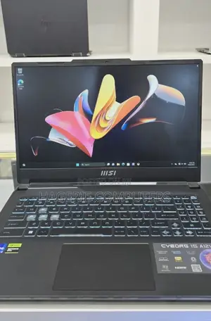 Photo - New Laptop MSI 16GB Intel Core I7 SSD 512GB