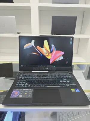 New Laptop MSI 16GB Intel Core I7 SSD 512GB
