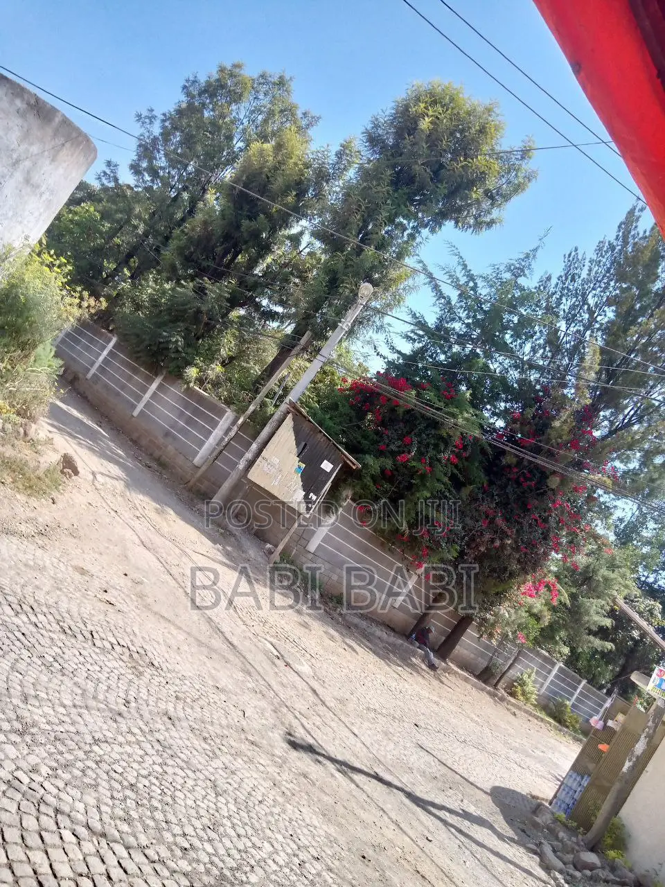 5000M2 Fir Sale Aroun Ayer Tena 5000ካሬ ለሽያጭ የቀረበ አየር ጤና አካባቢ