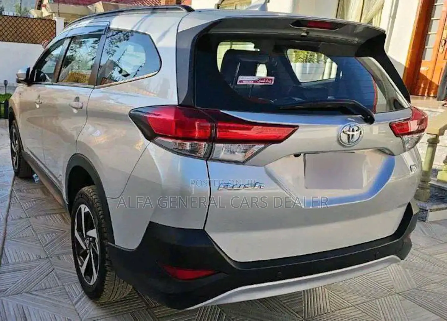 Toyota Rush 2023 Silver