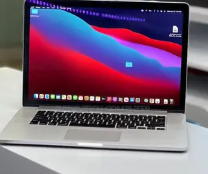 New Laptop Apple MacBook Pro 2015 16GB Intel Core I7 SSD 512GB