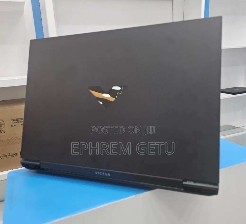 New Laptop HP Victus 15 16GB Intel Core I7 SSD 512GB