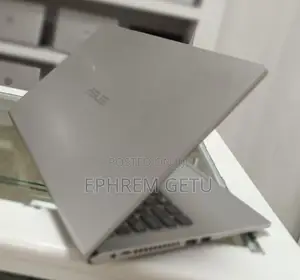 New Laptop Asus 1015E 8GB Intel Core I5 SSD 512GB