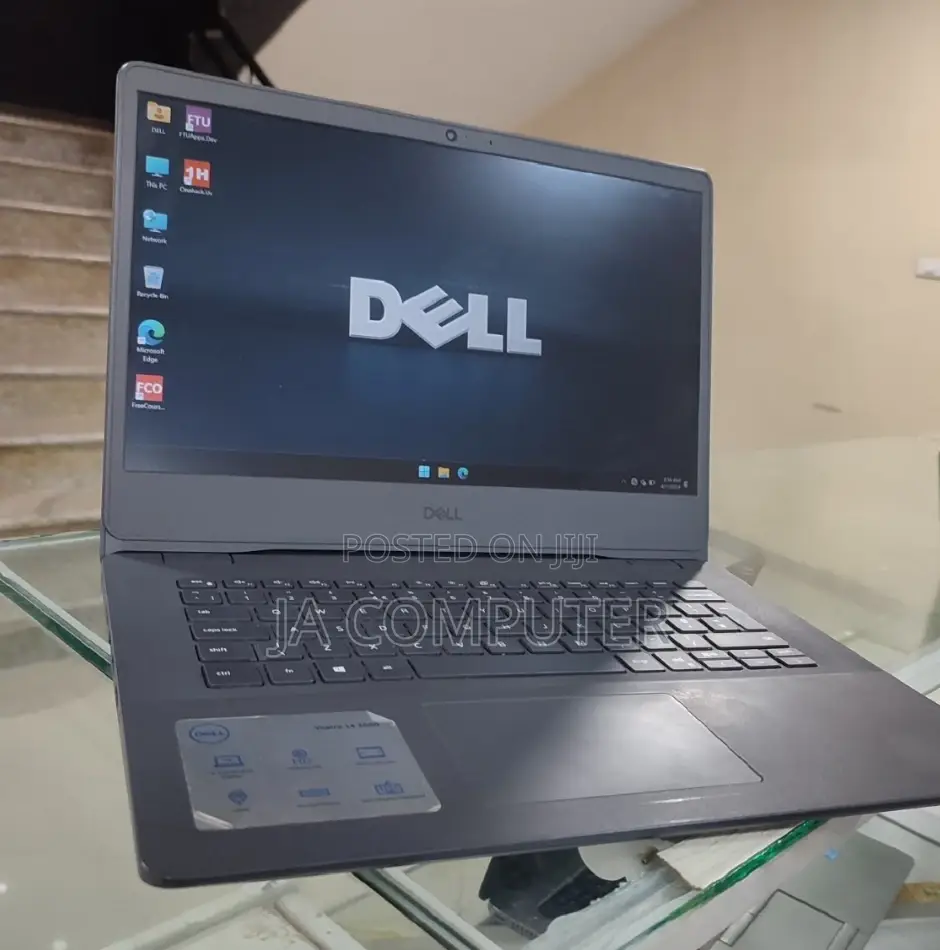 New Laptop Dell Vostro 14 5468 8GB Intel Core I5 SSD 256GB