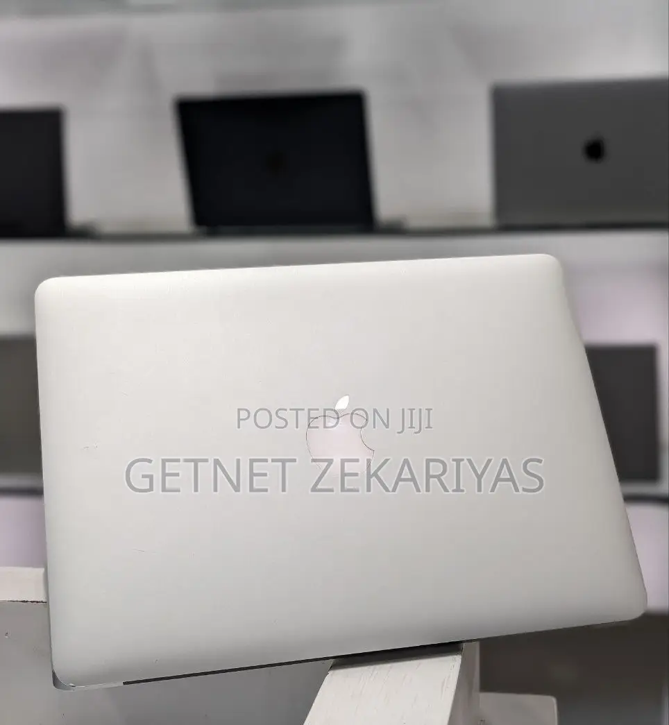 New Laptop Apple MacBook Air 2014 8GB Intel Core I7 SSD 256GB