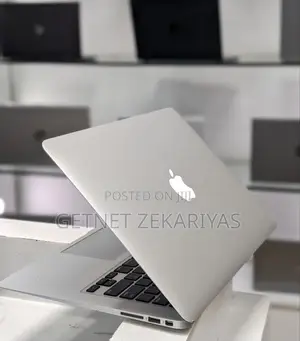 New Laptop Apple MacBook Air 2014 8GB Intel Core I7 SSD 256GB