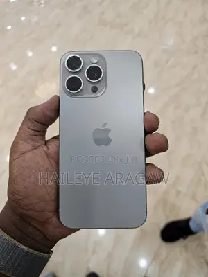 New Apple iPhone 15 Pro Max 512 GB Gray