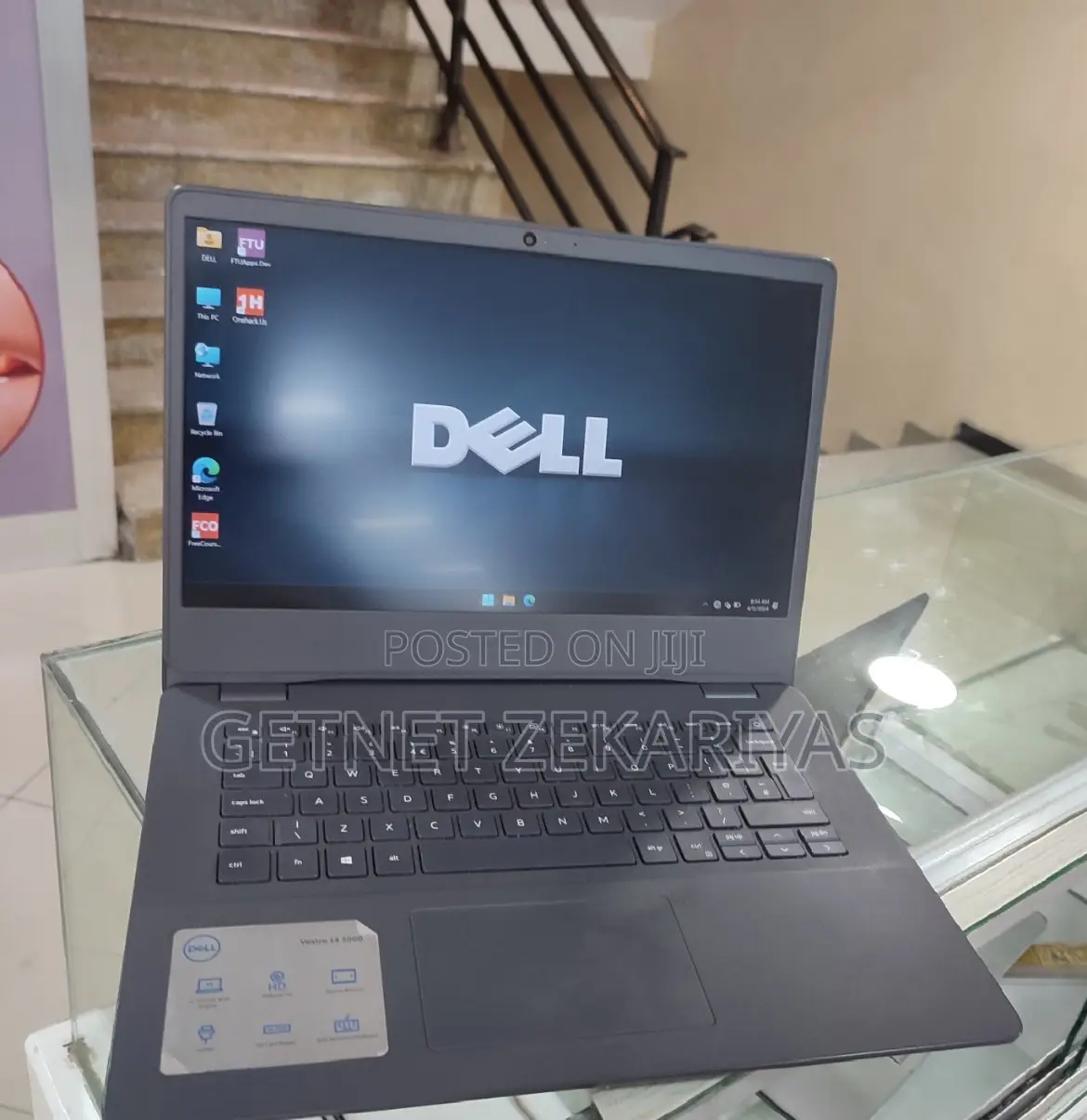 New Laptop Dell Vostro 14 3000 8GB Intel Core I5 SSD 256GB