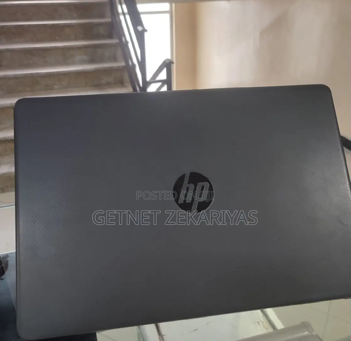 New Laptop HP Stream Notebook 8GB Intel Core I7 SSD 256GB