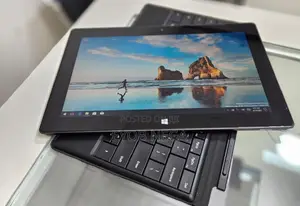 New Laptop Microsoft Surface 2GB SSD 32GB