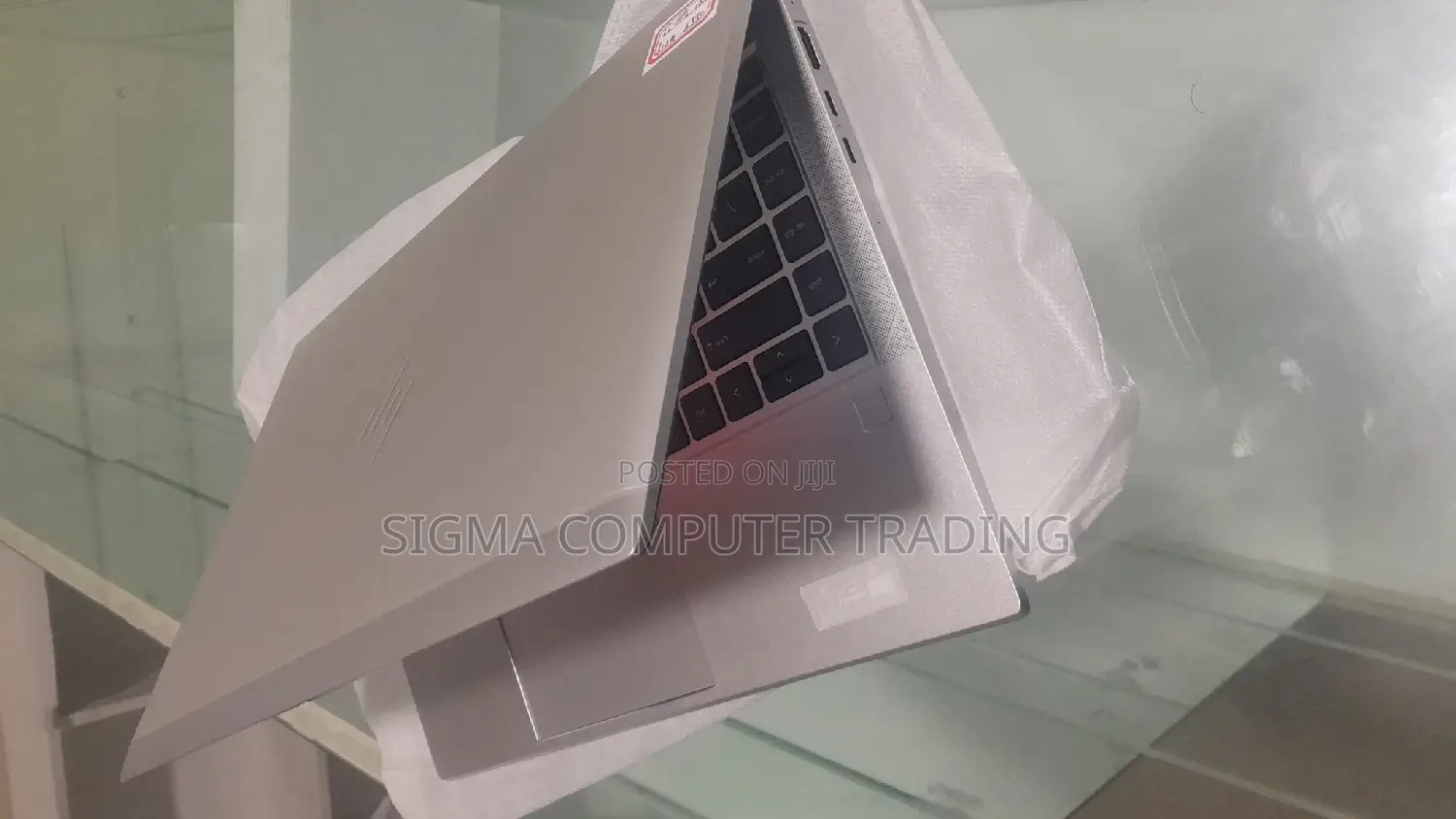 New Laptop HP EliteBook 840 G8 16GB Intel Core I7 SSD 512GB